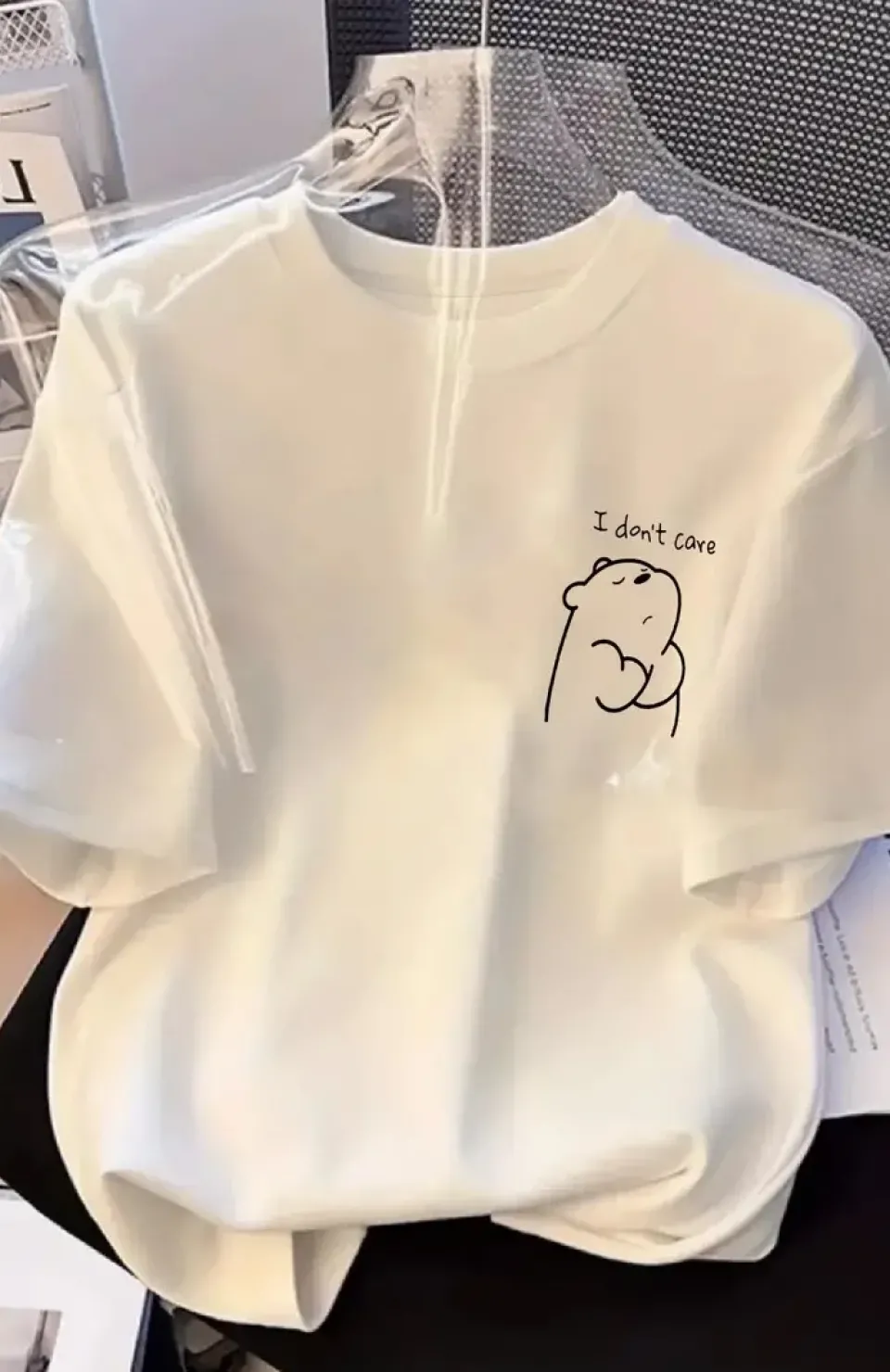 [Günlük T-Shirt] Hafif Kadın Günlük T-Shirt | Bol Kesim, Kısa Kollu, Yuvarlak Yaka, Eğlenceli Karikatür Ayı ve 